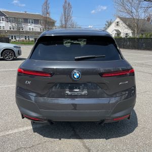 BMW IX XDRIVE50 - 7