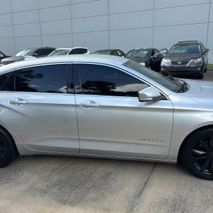 2017 Chevrolet IMPALA LT — миниатюра 11