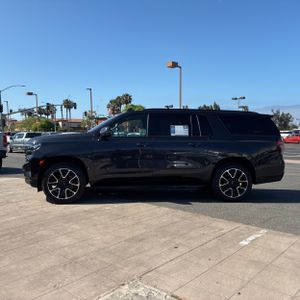 CHEVROLET SUBURBAN RST - 3