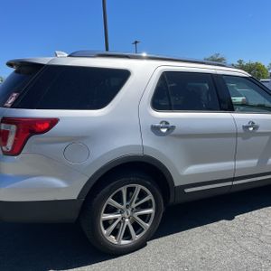FORD EXPLORER LIMITED - 9