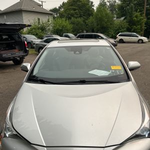 صورة مصغرة 15 لـ 2017 Toyota PRIUS THREE