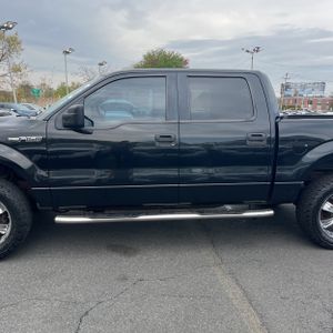FORD F-150 XLT - 4