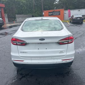 FORD FUSION SE - 7