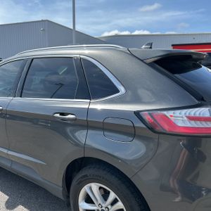 FORD EDGE SEL - 6