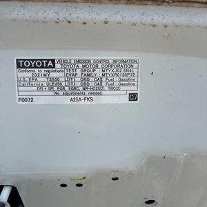 2021 Toyota RAV4 LIMITED 缩略图 48