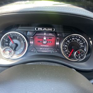 2019 RAM 3500 LARAMIE photo 41