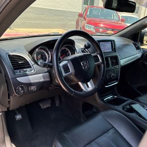 2019 Dodge GRAND CARAVAN GT — миниатюра 36