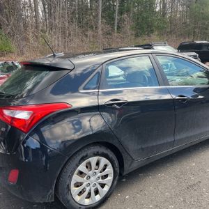 HYUNDAI ELANTRA GT BASE - 9