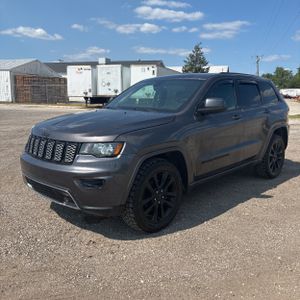 2017 JEEP GRAND CHEROKEE ALTITUDE — фото 1