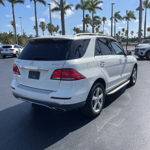 صورة 8 لـ 2019 Mercedes-BENZ GLE