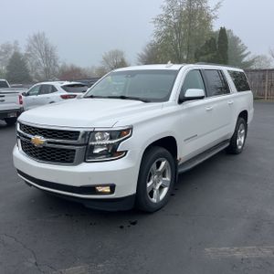 CHEVROLET SUBURBAN LT - 1
