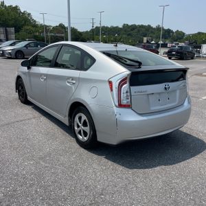 2015 Toyota PRIUS TWO photo 5