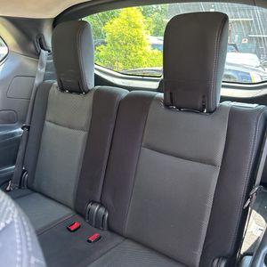 2017 Nissan PATHFINDER SV thumbnail 37