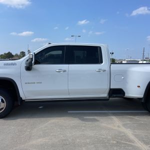 CHEVROLET SILVERADO - 3