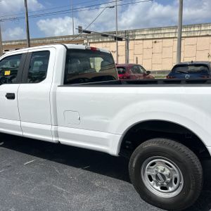 FORD F-250 SUPER DUTY XL - 6