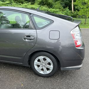 صورة 6 لـ 2009 Toyota PRIUS BASE