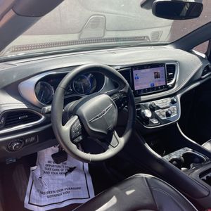 2025 Chrysler PACIFICA LIMITED — миниатюра 35