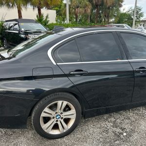 2017 BMW 330I XDRIVE — фото 9
