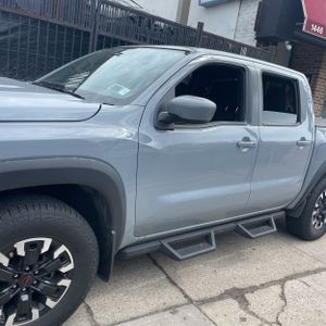 NISSAN FRONTIER CREW CAB PRO-4X 4X4 - 3
