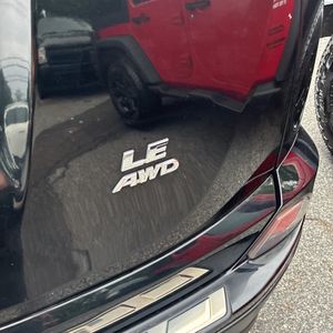 2017 Toyota RAV4 LE — фото 23