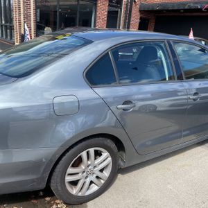 VOLKSWAGEN JETTA S - 8