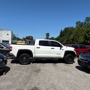 2018 Toyota TUNDRA SR5 照片 10