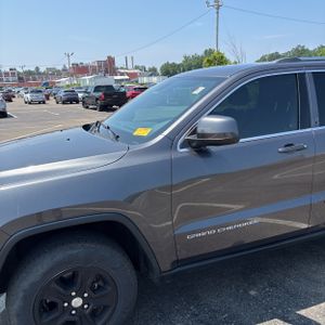 2015 JEEP GRAND CHEROKEE LAREDO — фото 2
