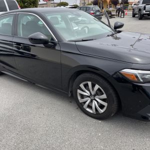 صورة مصغرة 13 لـ 2023 Honda CIVIC LX