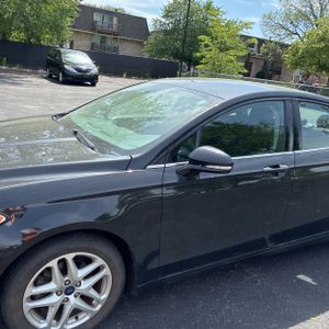 FORD FUSION SE - 2