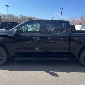 CHEVROLET SILVERADO 1500 CUSTOM - 4