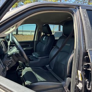 2024 RAM 2500 LARAMIE thumbnail 36