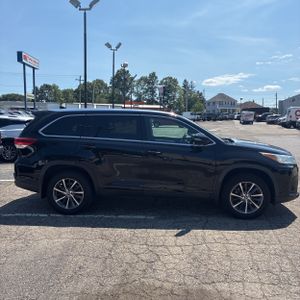 2019 Toyota HIGHLANDER XLE 照片 10