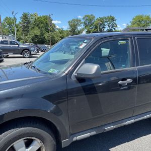 FORD ESCAPE XLT - 2