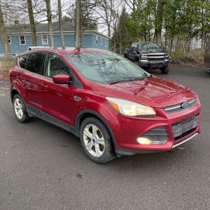 FORD ESCAPE SE - 10