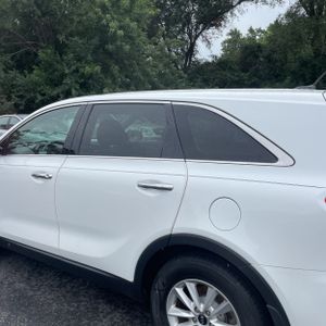 2019 KIA SORENTO LX 照片 6
