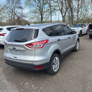 FORD ESCAPE S - 8