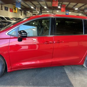 CHRYSLER PACIFICA SELECT - 4