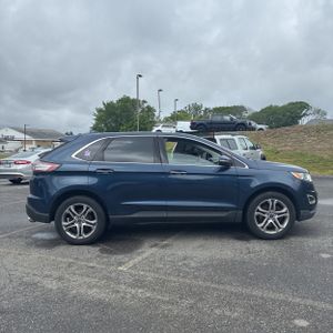 FORD EDGE TITANIUM - 10