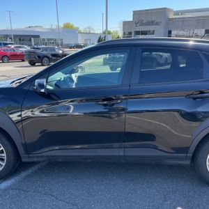 HYUNDAI KONA SEL - 4