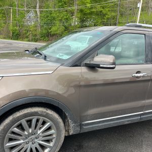FORD EXPLORER LIMITED - 2