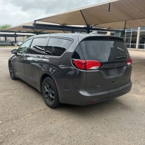 CHRYSLER PACIFICA TOURING PLUS - 5