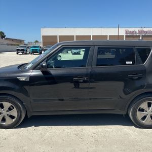 صورة 4 لـ 2014 KIA SOUL BASE