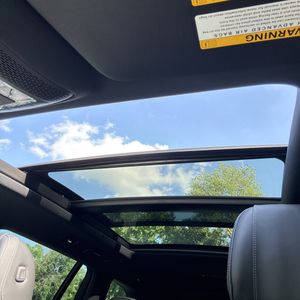 2025 Mercedes-BENZ GLS thumbnail 36