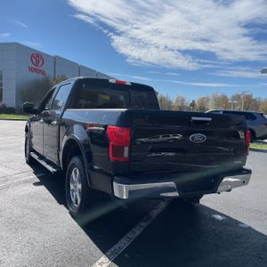 FORD F-150 LARIAT - 4