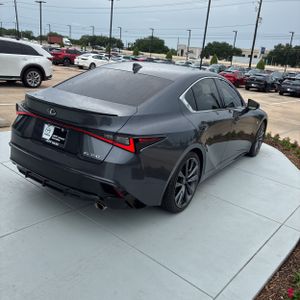 LEXUS IS 350 F SPORT - 8