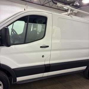 FORD TRANSIT 250 - 4