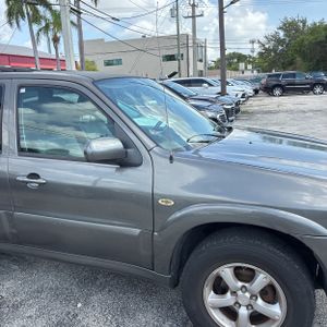 2006 Mazda TRIBUTE I — миниатюра 13