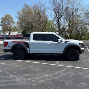 FORD F-150 RAPTOR - 10