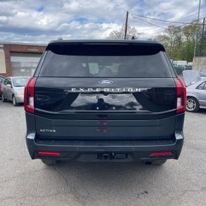 FORD EXPEDITION ACTIVE - 7