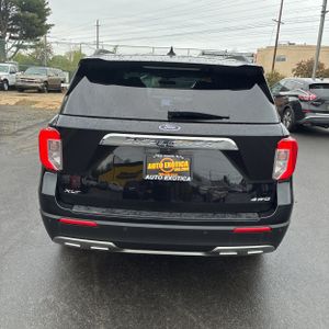 FORD EXPLORER XLT - 7